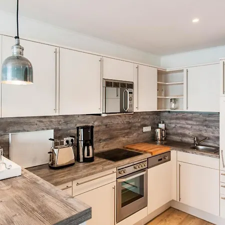 Weisse 1 2 Meerglueck * Büsum